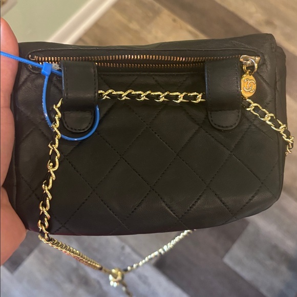 Chanel Belt Bag Quilted Leather Black - Picture 9 of 9